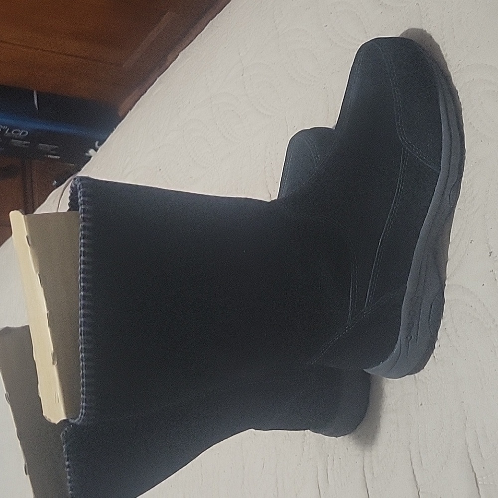 Cozy Black Winter Boots for Women